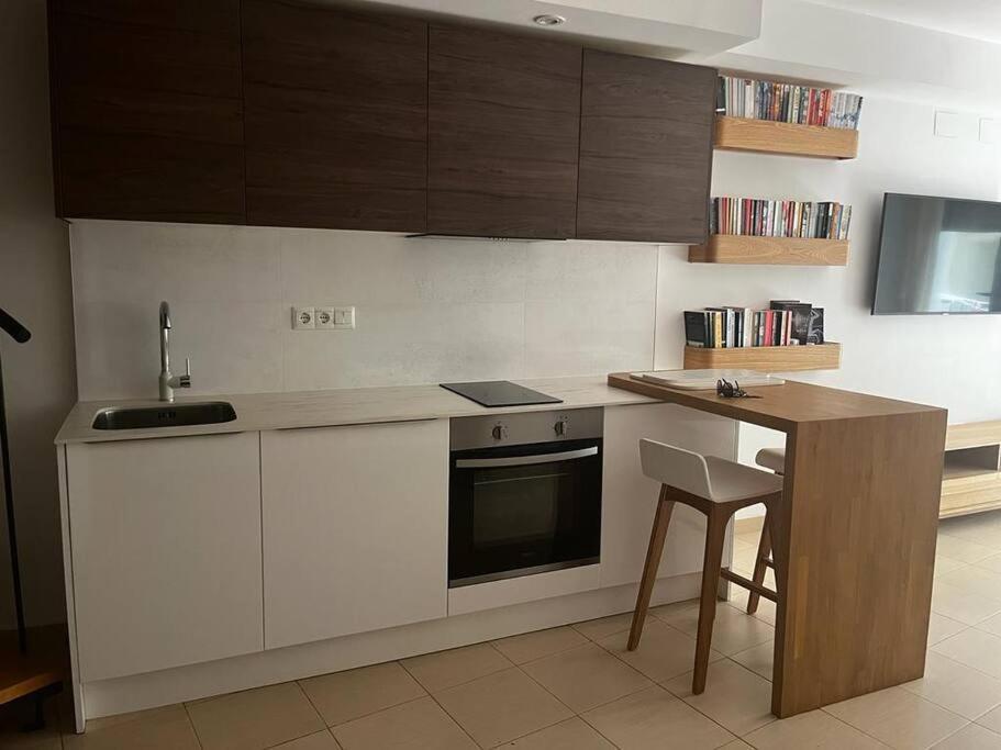Old Town 1 Bedroom Hideaway Alicante Kültér fotó